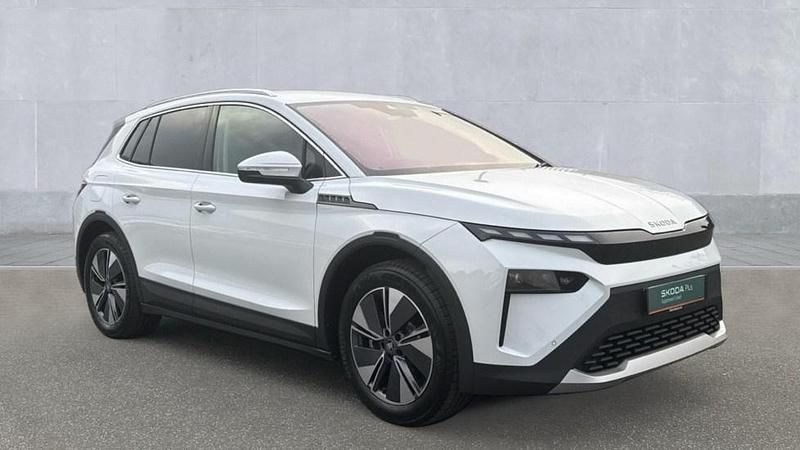 Moon white metallic Used 2025 Skoda Elroq SUV | £32,490 (Fair price) - Image 1/4