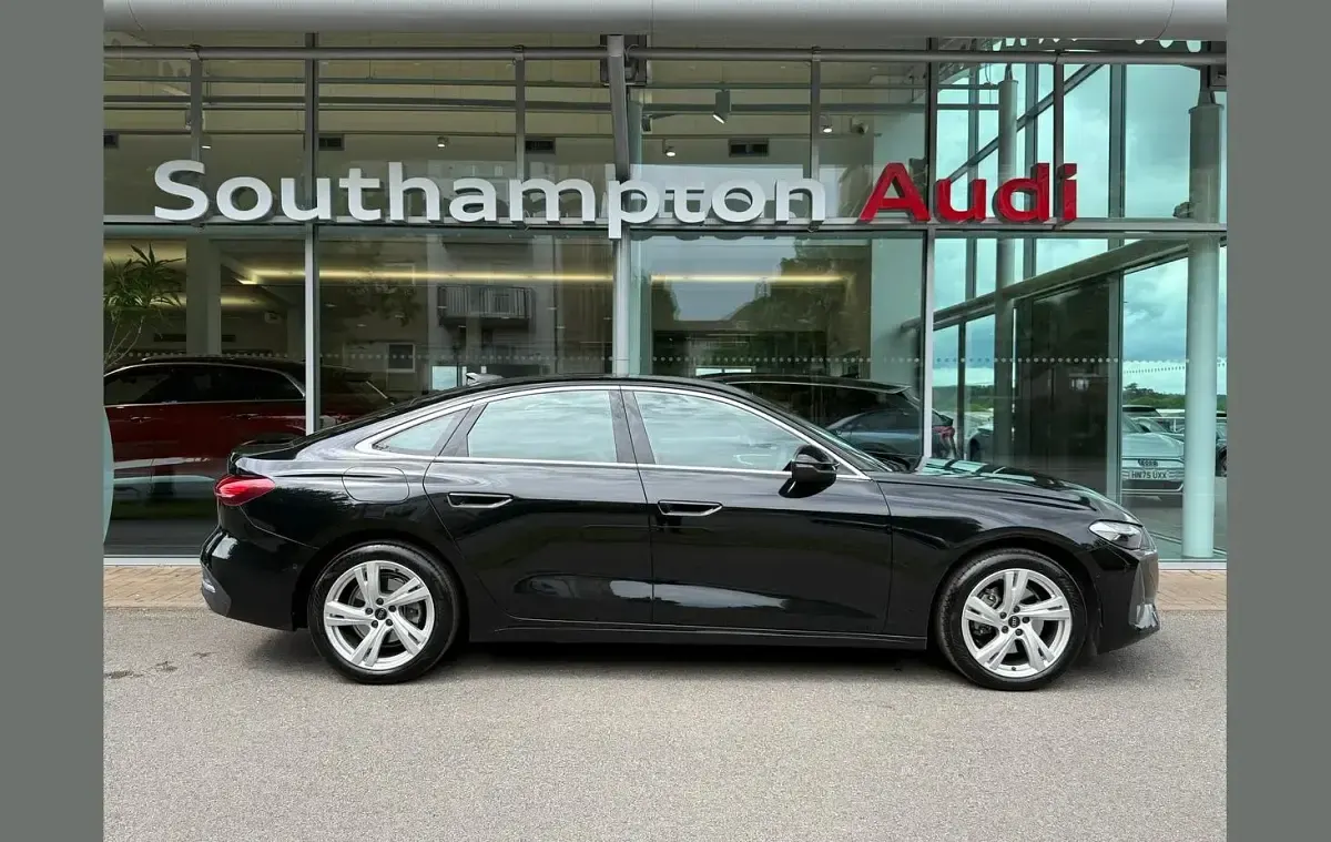 Used Audi A5 Sport 200 HP (147 kW) 2025 Black Sedan