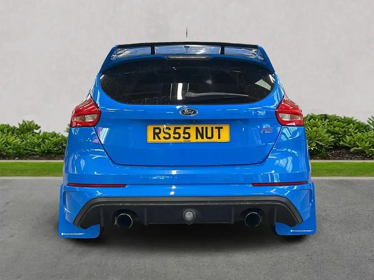 Used Ford Focus RS 350 HP (257 kW) 2016 Black Hatchback