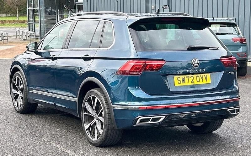 Used VW Tiguan R-line 150 HP (110 kW) 2023 Blue SUV