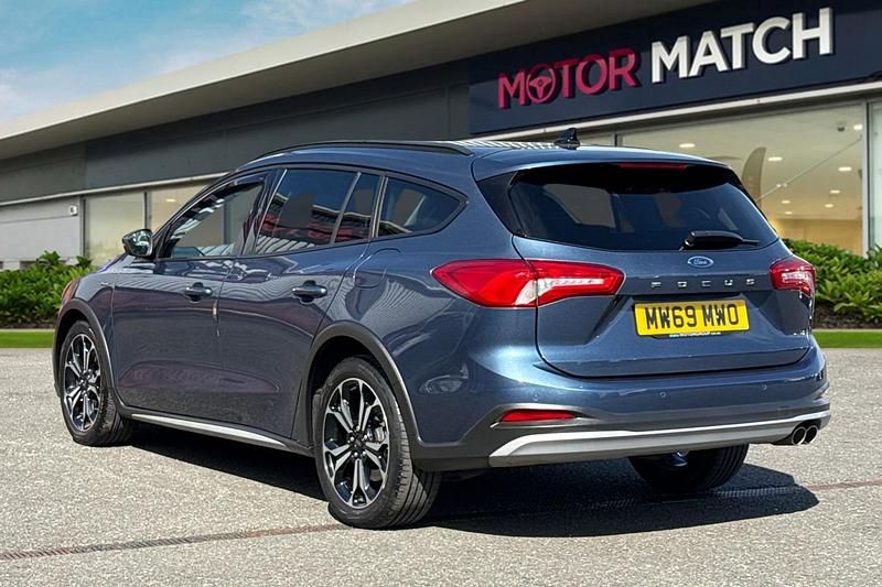 Used Ford Focus Active X 2019 Blue Estate