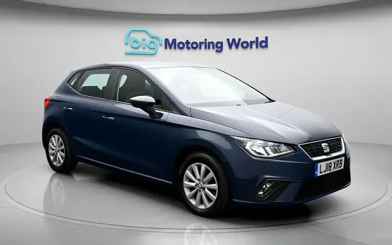 Usado Seat Ibiza SE 95 HP (69 kW) 2017 Azul Citadino