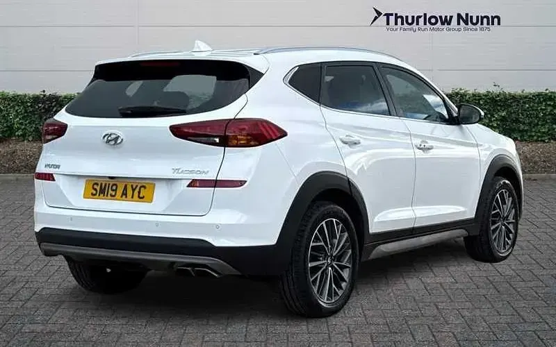 Used Hyundai Tucson Premium 136 HP (100 kW) 2019 White SUV