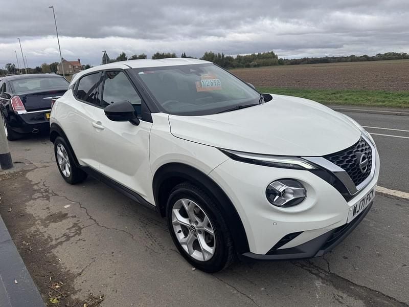 Used Nissan Juke N-Connecta 2021 White SUV