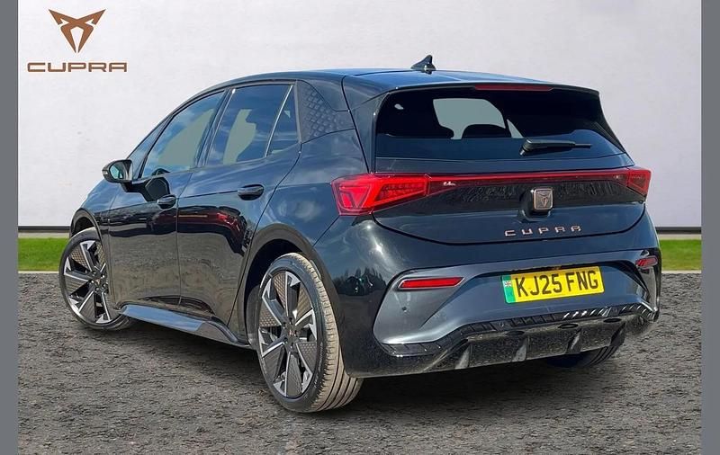 Used Cupra Born e-Boost 169 kW (231 HP) 2025 Black Hatchback
