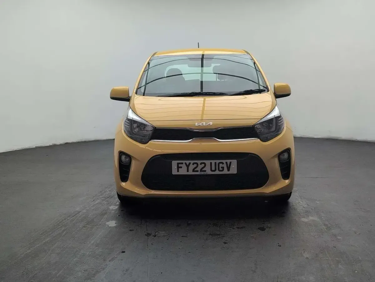 Used Kia Picanto 66 HP (48 kW) 2022 Yellow Hatchback