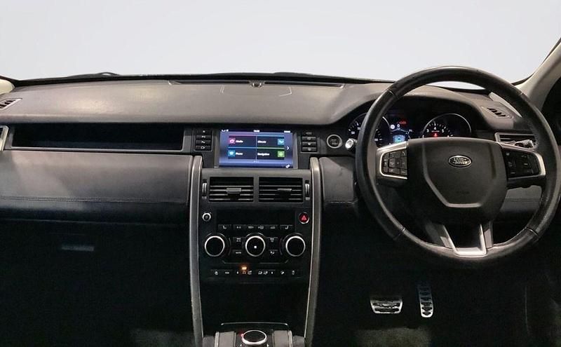 Used Land Rover Discovery Sport HSE Dynamic 290 HP (213 kW) 2019 Silver SUV