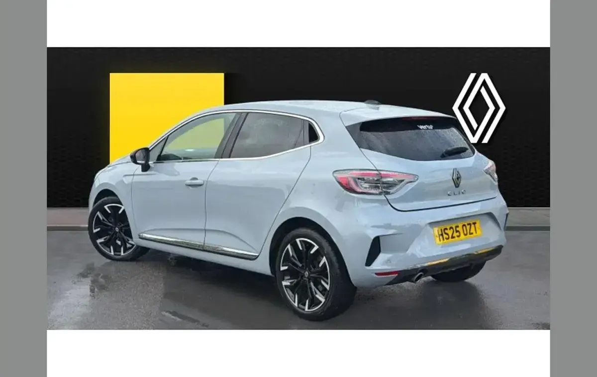 Used Renault Clio Techno 90 HP (66 kW) 2025 Grey  Hatchback