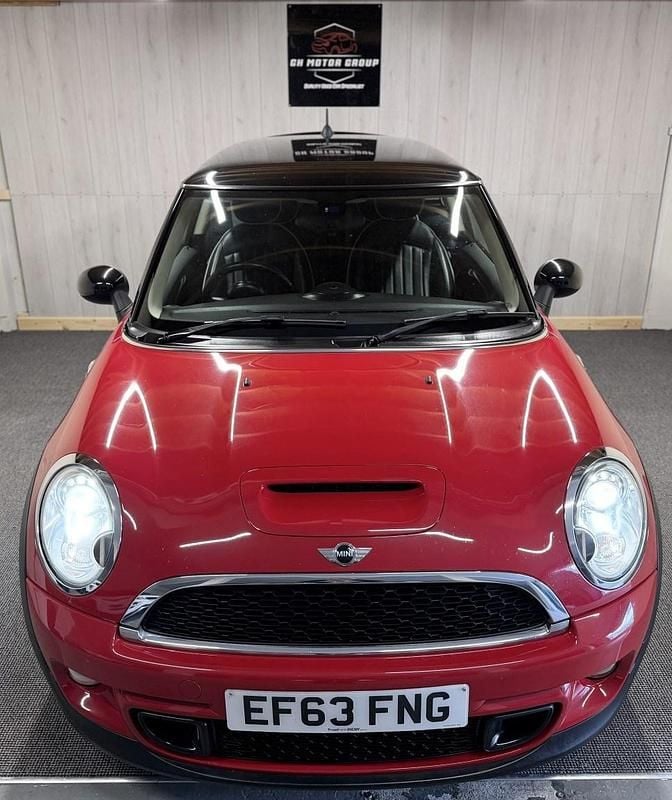 Used Mini Cooper S Hatch 184 HP (135 kW) 2013 Red Hatchback