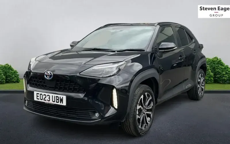Used Toyota Yaris Hybrid Design 116 HP (85 kW) 2026 Estate