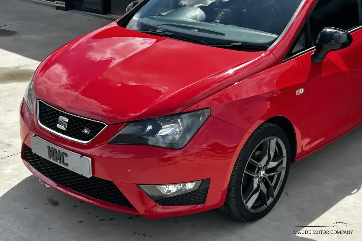 Used Seat Ibiza FR 105 HP (77 kW) 2014 Red Hatchback
