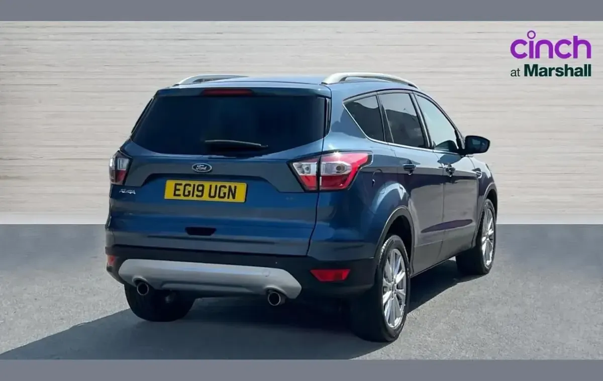 Used Ford Kuga Titanium 173 HP (127 kW) 2019 Blue SUV