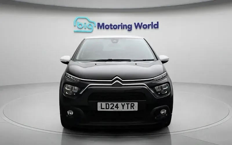Used Citroën C3 PureTech 110 HP (80 kW) 2024 Black Hatchback