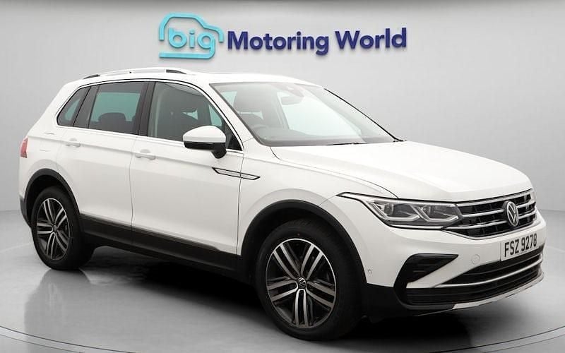 Used 2024 VW Tiguan Elegance SUV | £24,800 (Super price) - Image 1/4