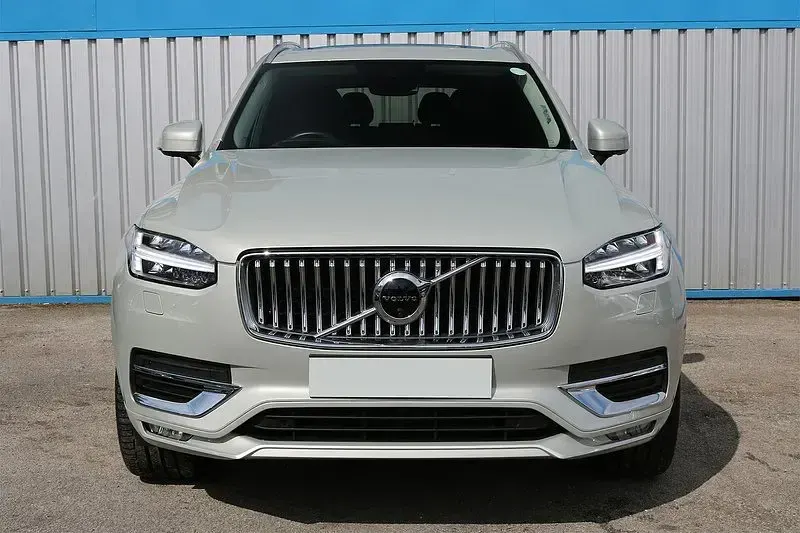 Used Volvo XC90 Inscription 2021 Gold SUV