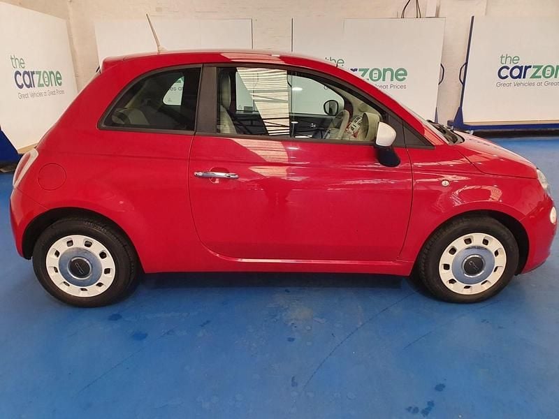 Usado Fiat 500 69 HP (50 kW) 2014 Vermelho Citadino