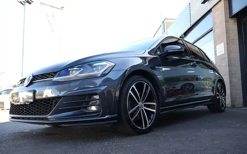 Używany VW Golf VII GTD 184 KM (135 kW) 2019 Niebieski Hatchback