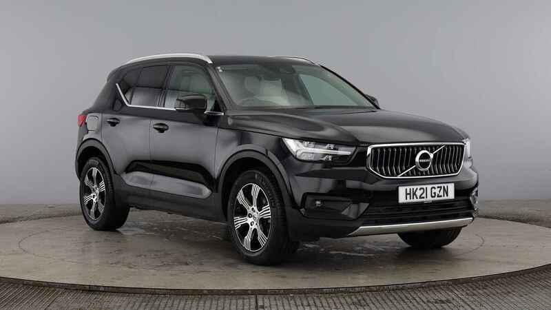 Used 2021 Volvo XC40 Inscription SUV | £27,950 (Fair price) - Image 1/4