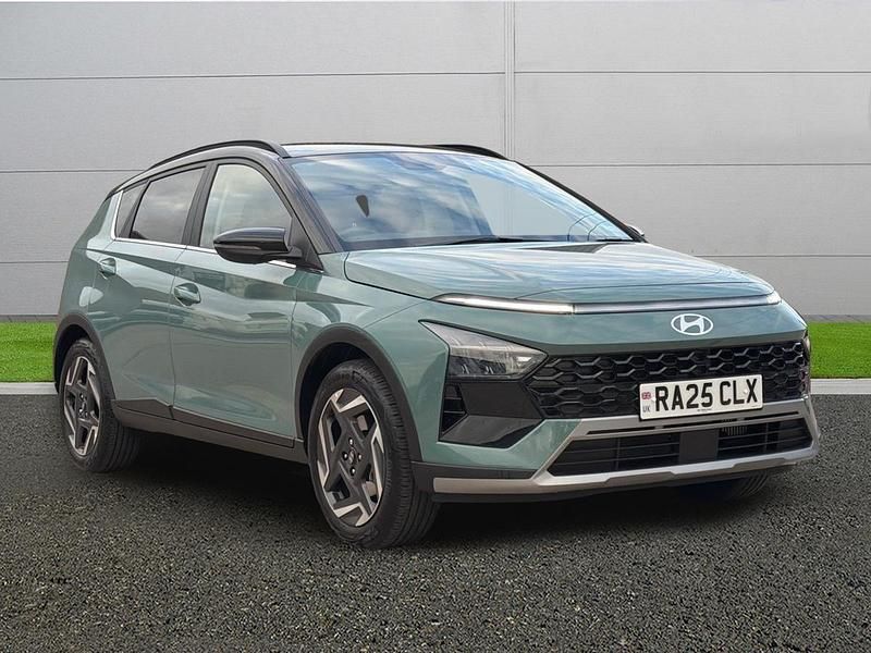Green Used 2025 Hyundai Bayon Premium SUV | £19,999 (Expensive) - Image 1/4