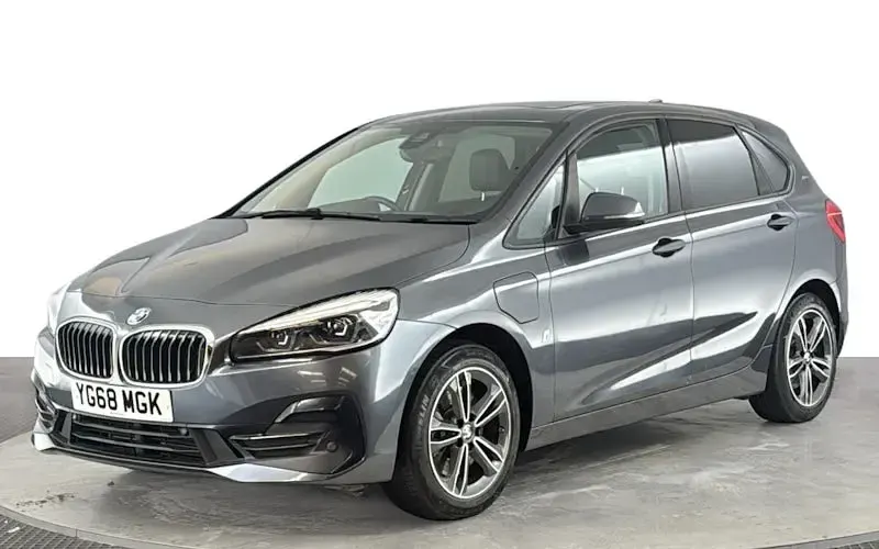 Used BMW 225 Active Tourer Sport Line 224 HP (164 kW) 2019 MPV
