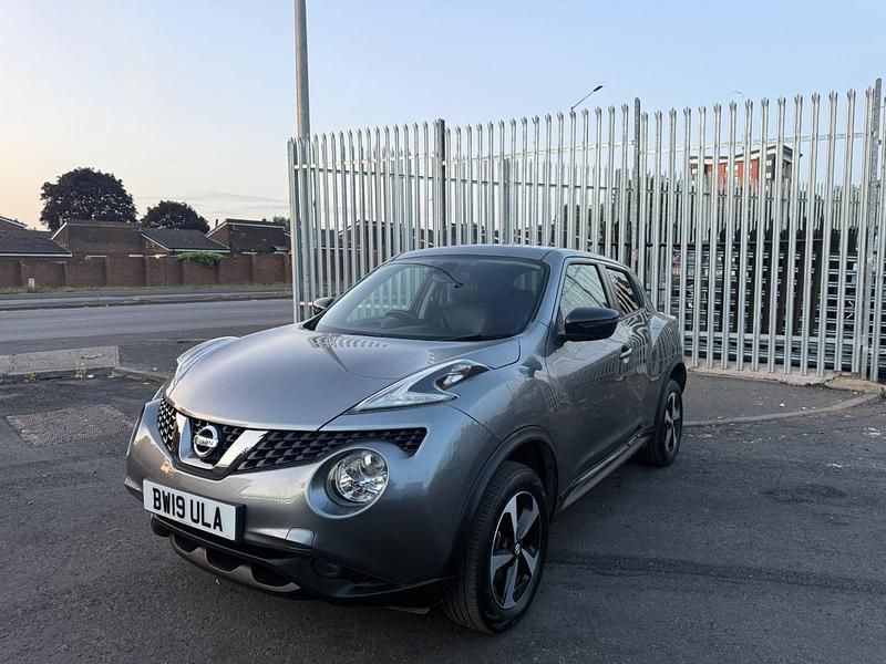Grey Used 2019 Nissan Juke SUV | £5,700 (Super price) - Image 1/4