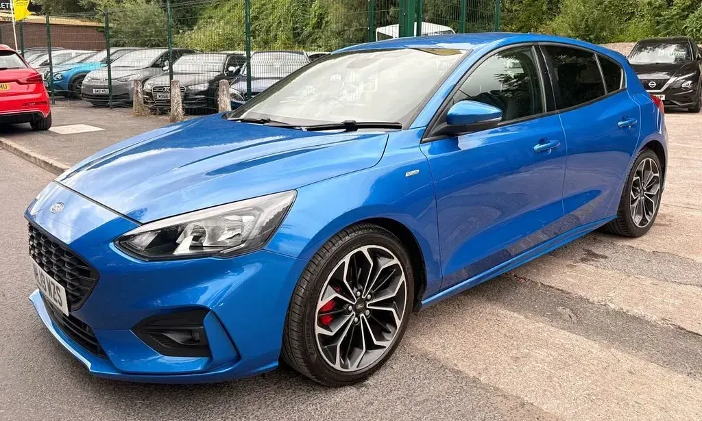 Used Ford Focus ST-Line X 182 HP (133 kW) 2019 Blue Hatchback