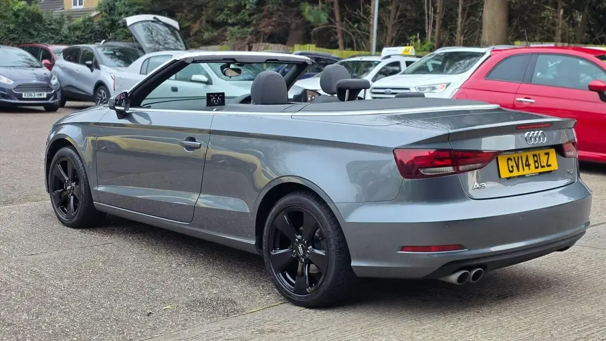 Begagnad Audi A3 Cabriolet Sport 150 HK (110 kW) 2014 Grå Cab