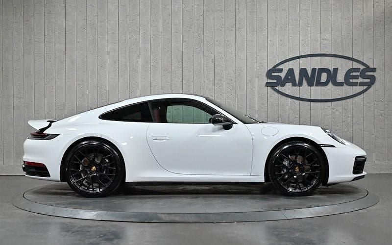 Used Porsche 992 385 HP (283 kW) 2022 White Coupe