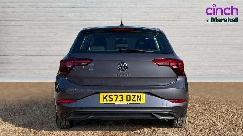 Second-hand VW Polo Life 95 CP (69 kW) 2024 Gri Hatchback