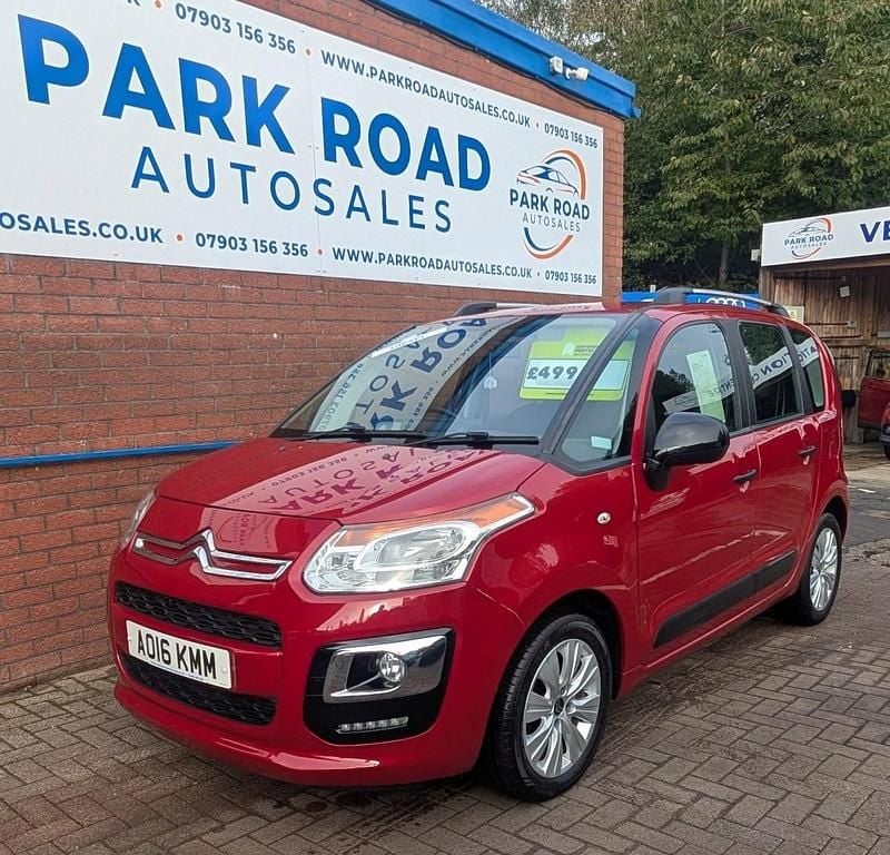 Red Used 2016 Citroën C3 Picasso MPV | £4,795 (Fair price) - Image 1/3