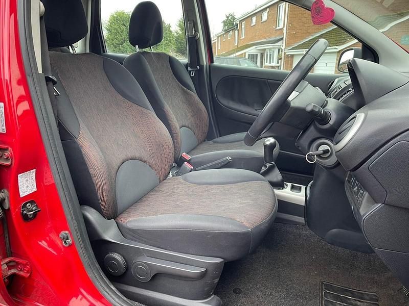 Used Nissan Note Acenta 2011 Red MPV