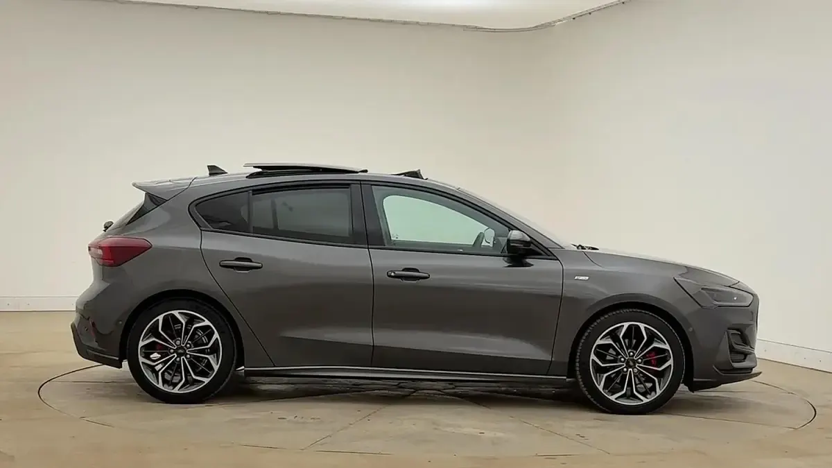 Used Ford Focus ST-Line X 2025 Grey Hatchback