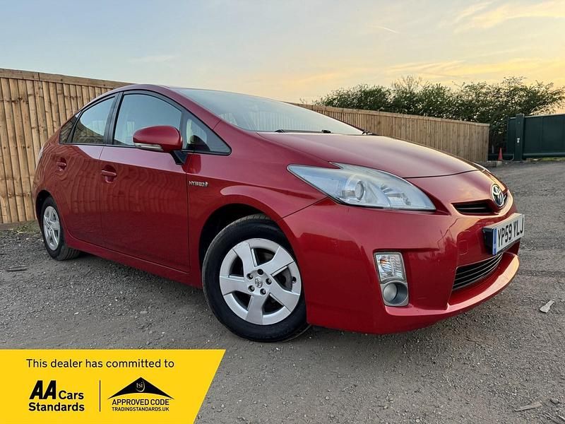 Used Toyota Prius T3 136 HP (100 kW) 2009 Red Hatchback