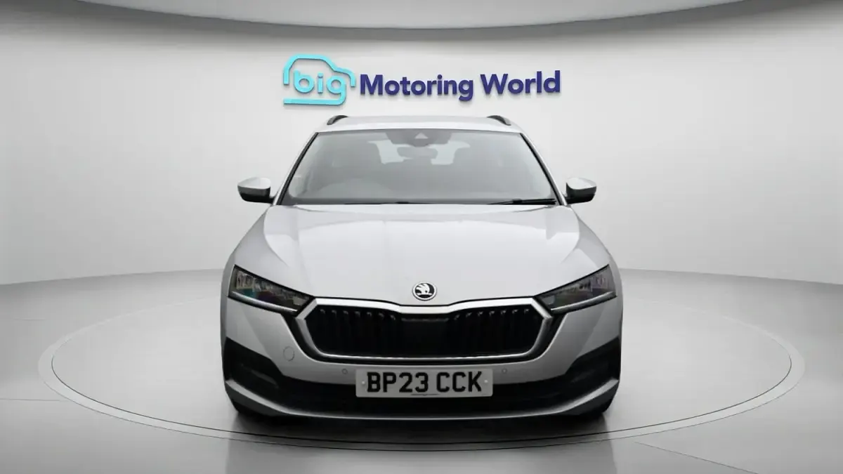Used Skoda Octavia SE Technology 2023 Silver Estate