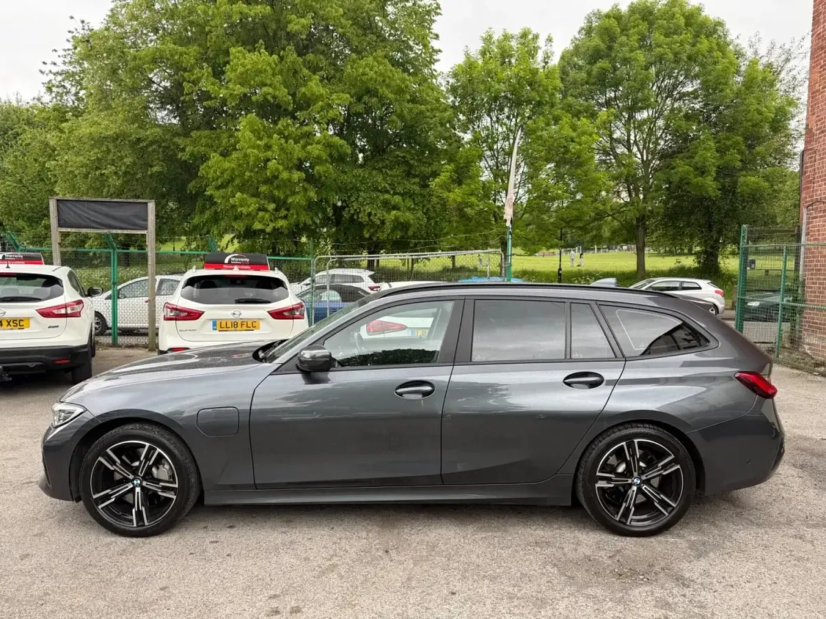 Used BMW 330e Comfort Edition 2021 Grey Estate