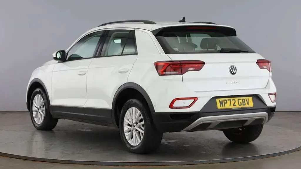 Used VW T-Roc Life 110 HP (80 kW) 2022 White SUV