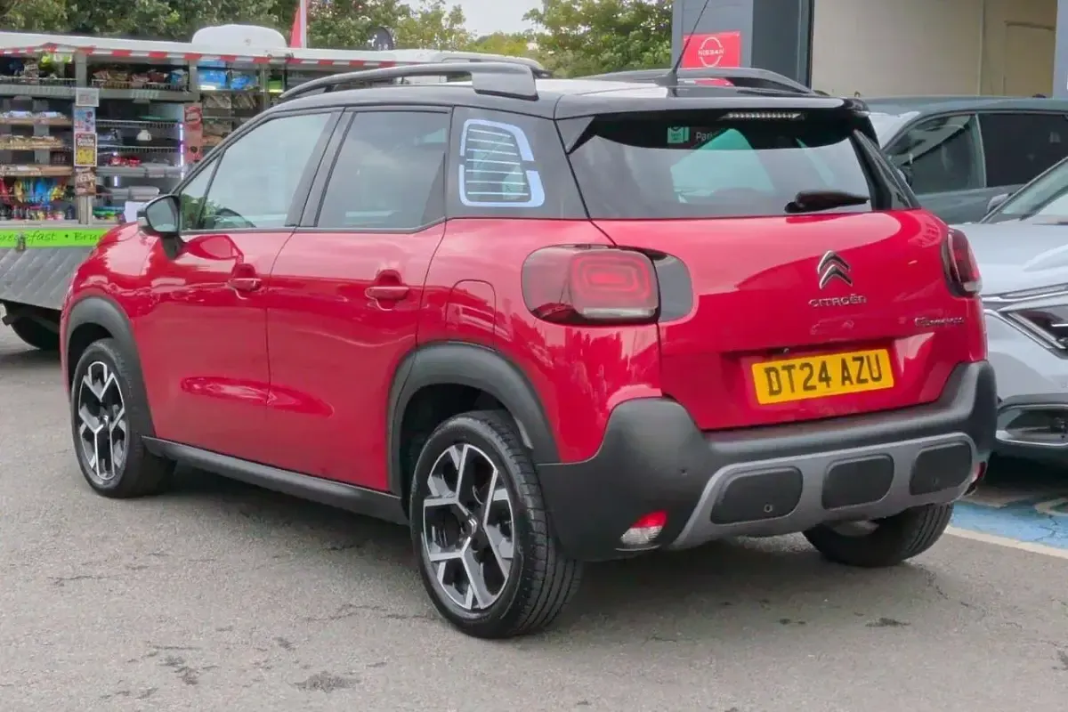 Used Citroën C3 Aircross PureTech 128 HP (94 kW) 2024 Red SUV