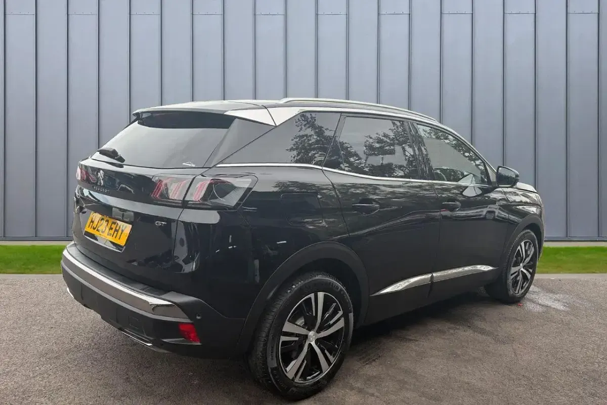 Used Peugeot 3008 GT 129 HP (94 kW) 2023 Black SUV
