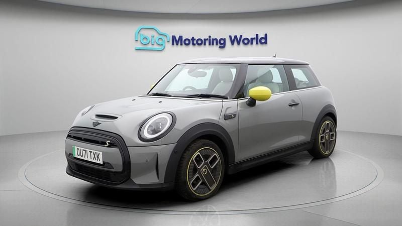 Used Mini Cooper SE Hatch 133 kW (181 HP) 2021 Hatchback