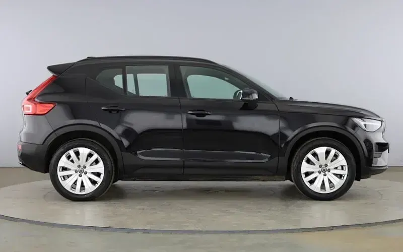 Used Volvo EX40 Core 175 kW (238 HP) 2025 Black SUV
