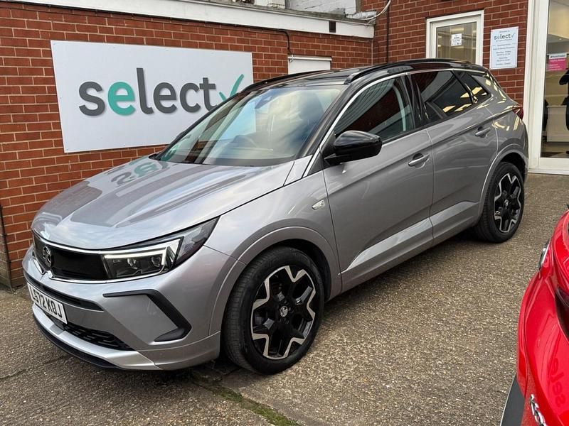 Used Vauxhall Grandland X Elite 130 HP (95 kW) 2022 Grey SUV