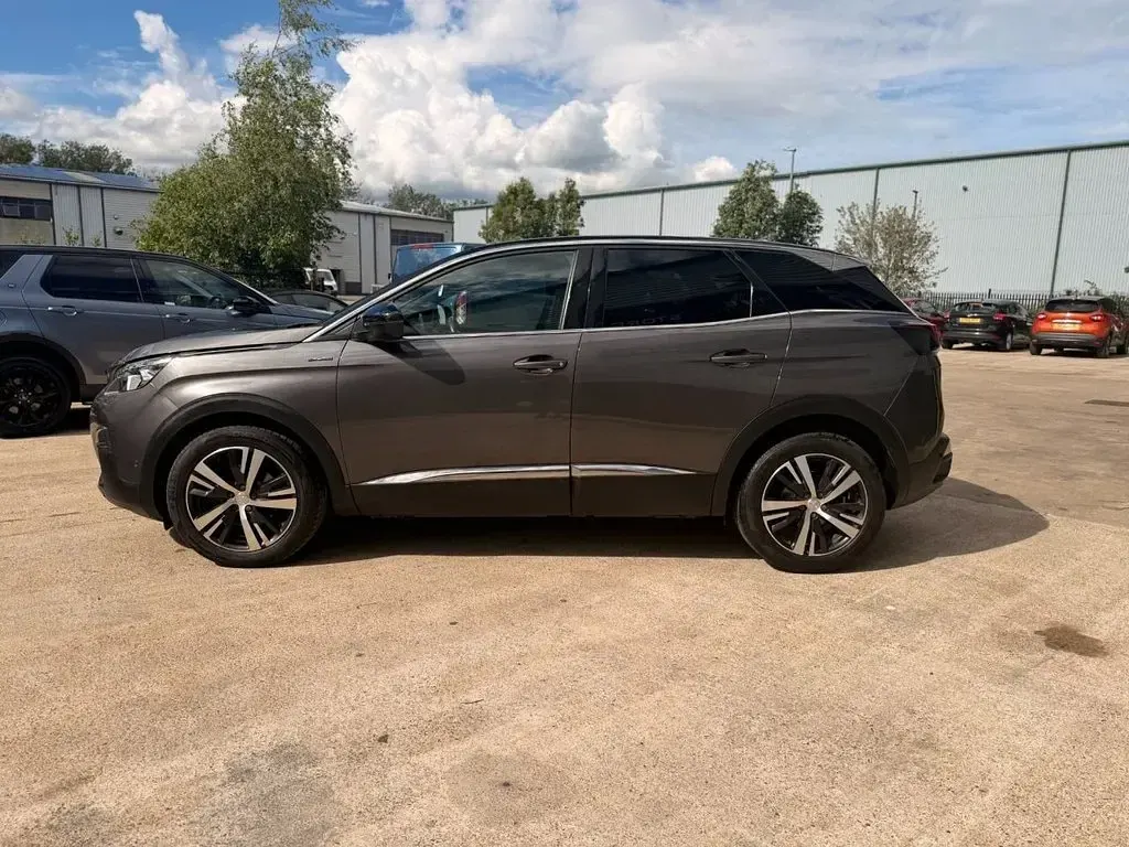 Used Peugeot 3008 GT-line 130 HP (95 kW) 2017 Grey SUV