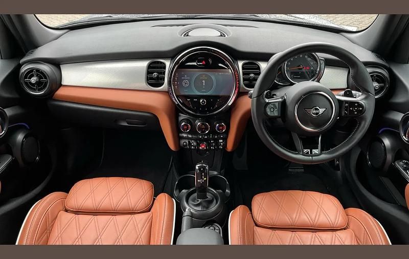 Used Mini Cooper S Exclusive 176 HP (129 kW) 2022 Black Hatchback