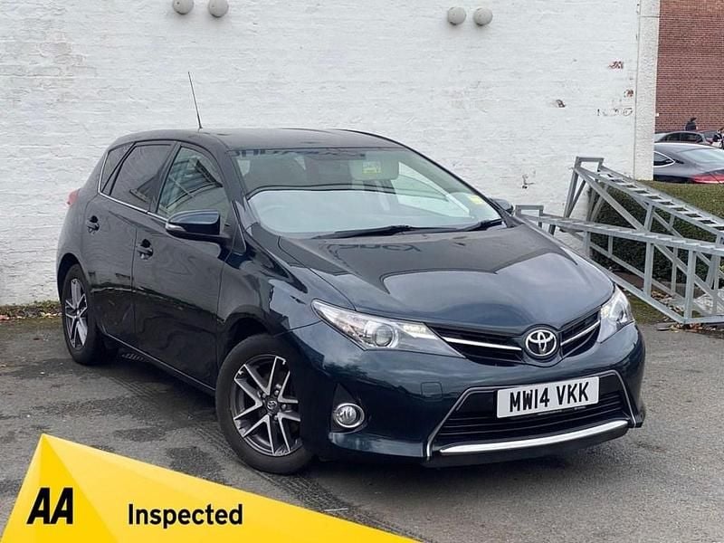 Grey Used 2014 Toyota Auris Plus Hatchback | £6,150 (Fair price) - Image 1/4