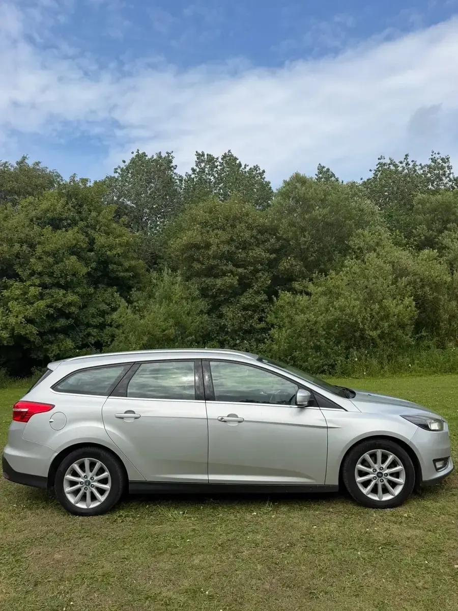 Used Ford Focus Titanium 2015 Silver Estate