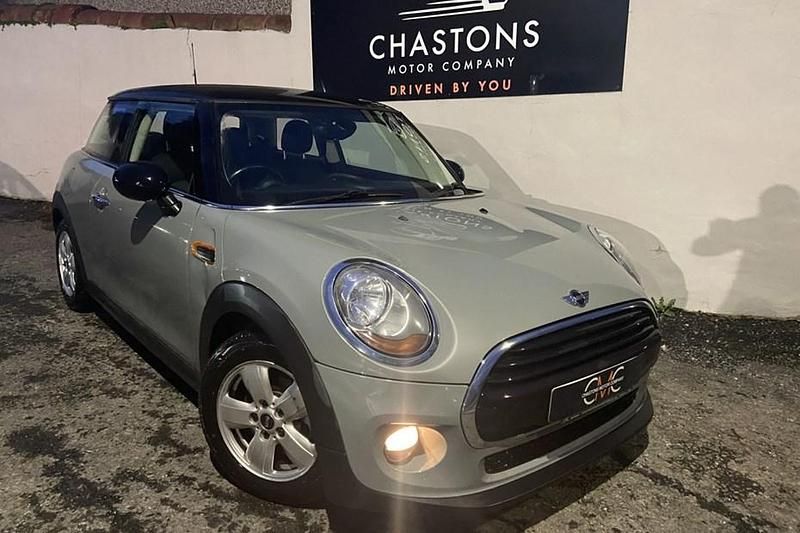 Grey Used 2018 Mini Cooper Hatch Hatchback | £8,999 (Good price) - Image 1/1