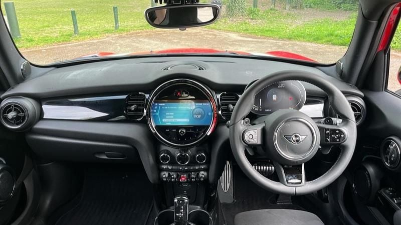 Used Mini Cooper S Hatch 176 HP (129 kW) 2024 Red Hatchback