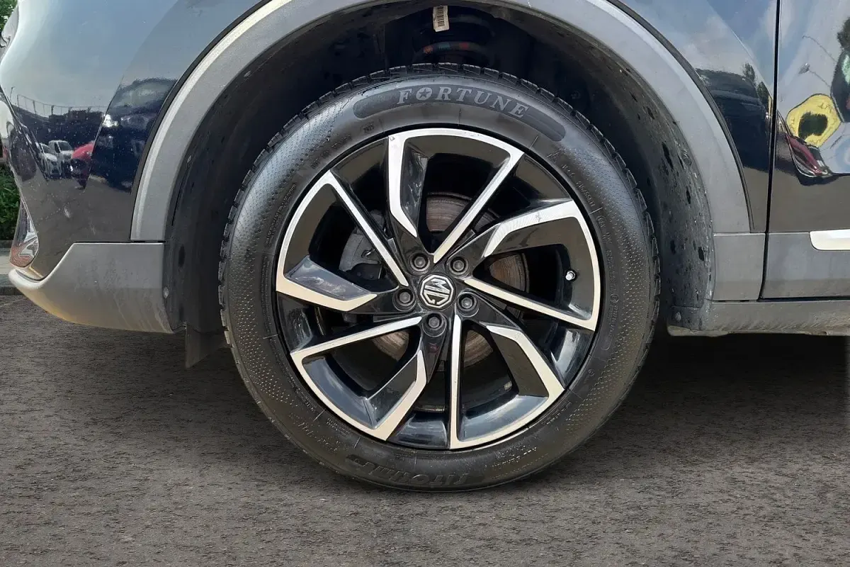 Used MG ZS Exclusive 106 HP (77 kW) 2021 Black SUV