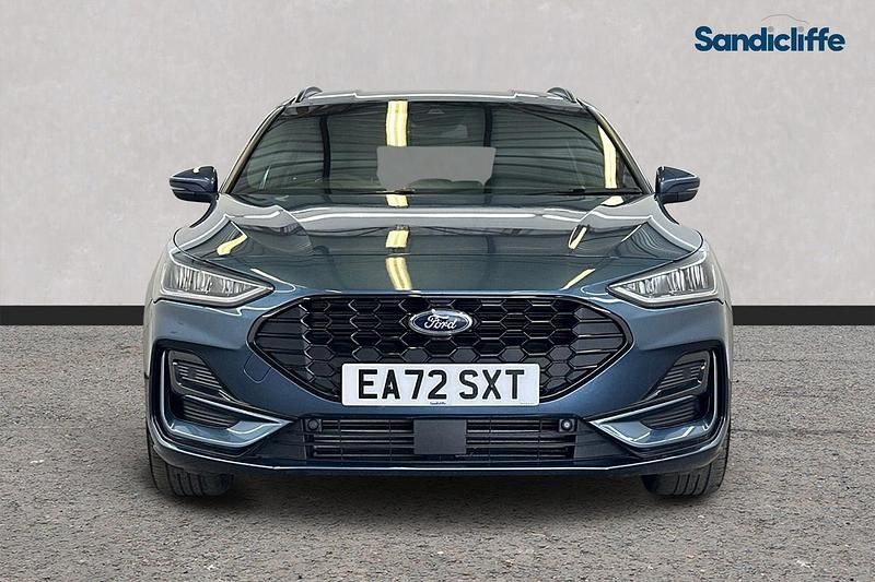 Used Ford Focus 280 HP (205 kW) 2023 Blue Estate