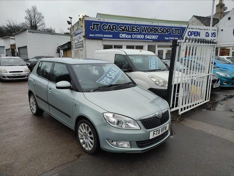 Green Used 2011 Skoda Fabia Elegance Hatchback | £1,750 (Fair price) - Image 1/4